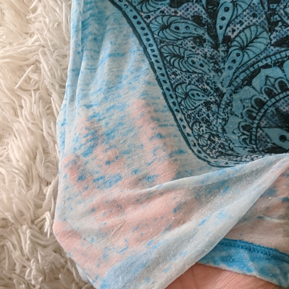 Blue tank with hamsa - Picture 2 of 2